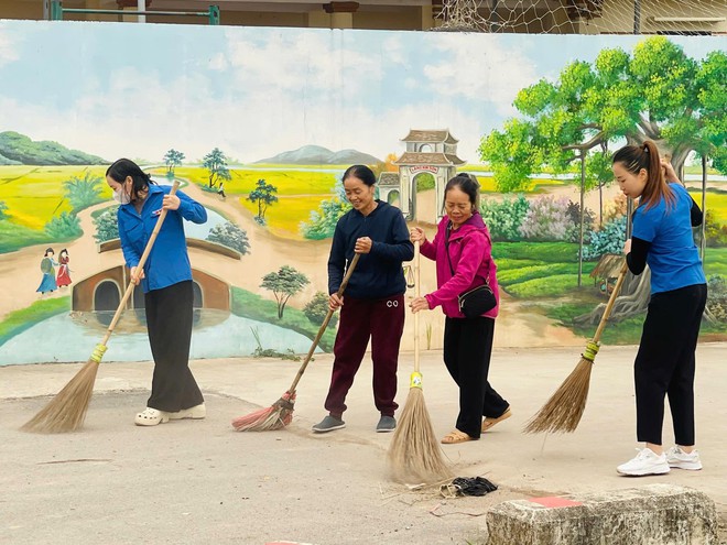 XÃ TRUNG GIÃ ĐỒNG LOẠT RA QUÂN VỆ SINH MÔI TRƯỜNG NÂNG CAO CHẤT LƯỢNG KHÔNG KHÍ- Ảnh 5.