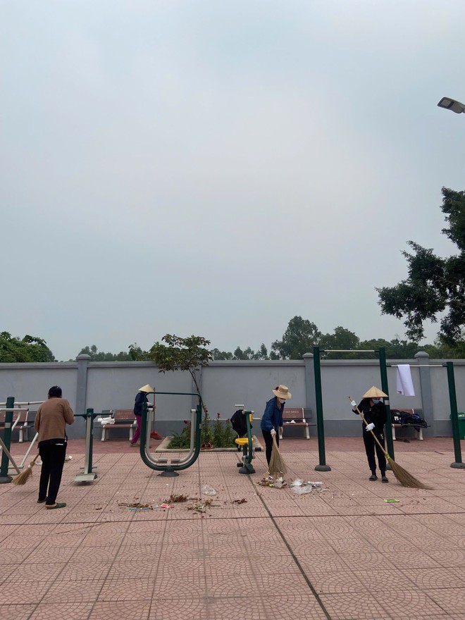 XÃ TRUNG GIÃ ĐỒNG LOẠT RA QUÂN VỆ SINH MÔI TRƯỜNG NÂNG CAO CHẤT LƯỢNG KHÔNG KHÍ- Ảnh 3.