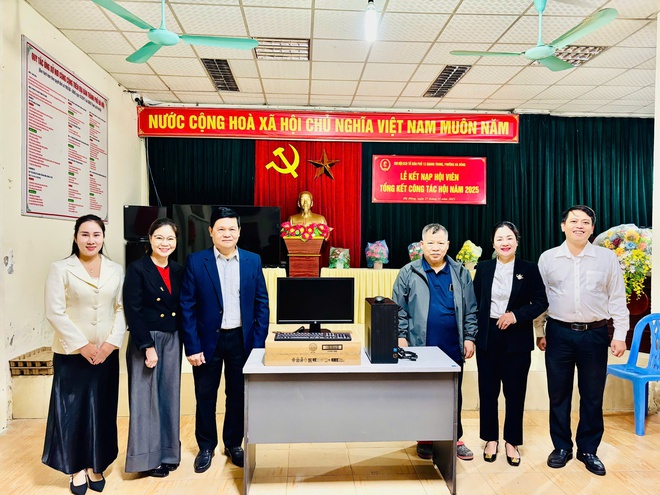 63 máy tính được trang bị cho các tổ dân phố trên địa bàn phường Hà Đông- Ảnh 3.