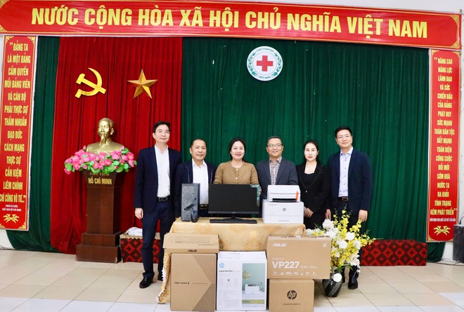 63 máy tính được trang bị cho các tổ dân phố trên địa bàn phường Hà Đông- Ảnh 4.