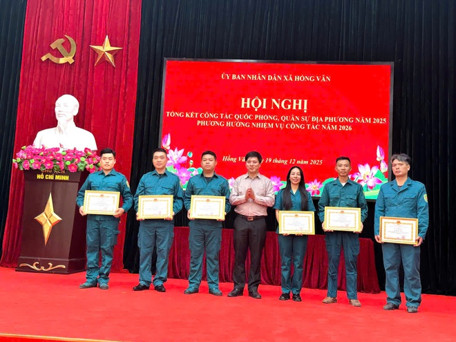 Hồng Vân tổng kết công tác quốc phòng, quân sự năm 2025; triển khai phương hướng, nhiệm vụ năm 2026- Ảnh 4.