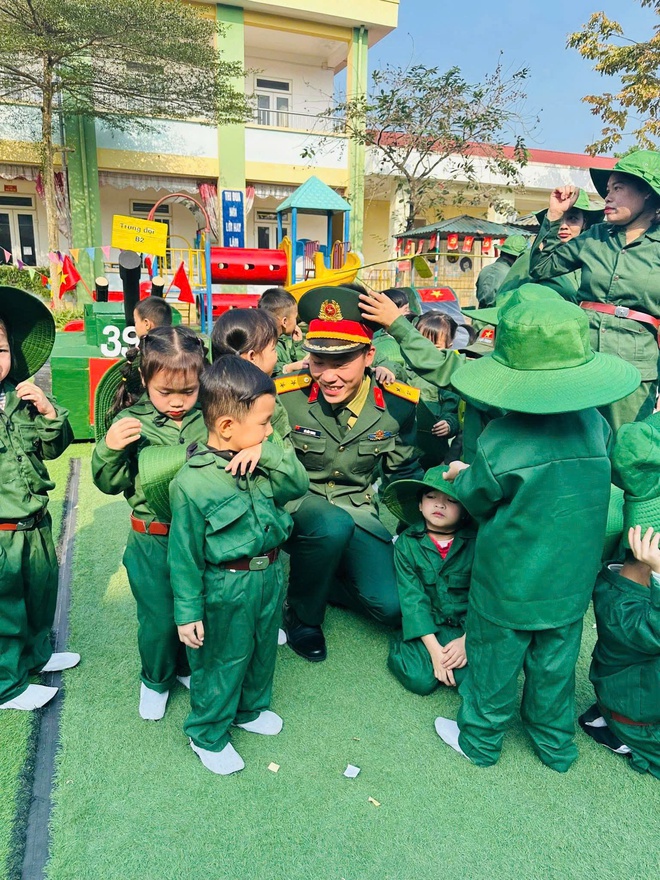 Trường Mầm non xã Yên Bài tổ chức hoạt động trải nghiệm với chủ đề “Chúng em là chiến sĩ”- Ảnh 4.