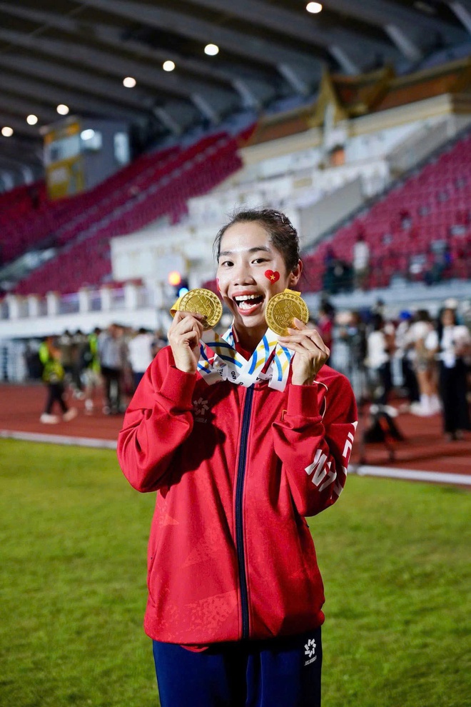 Tự hào các vận động viên quê hương Yên Bài: Nguyễn Thị Hằng và Đàm Thị Thanh Huyền giành Huy chương Vàng SEA Games 33- Ảnh 3.