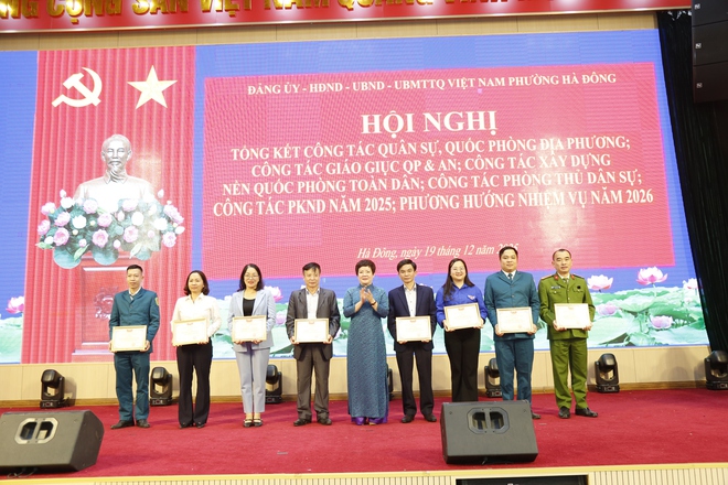 Phường Hà Đông hoàn thành toàn diện nhiệm vụ quân sự, quốc phòng địa phương- Ảnh 3. Phường Hà Đông hoàn thành toàn diện nhiệm vụ quân sự, quốc phòng địa phương- Ảnh 3.