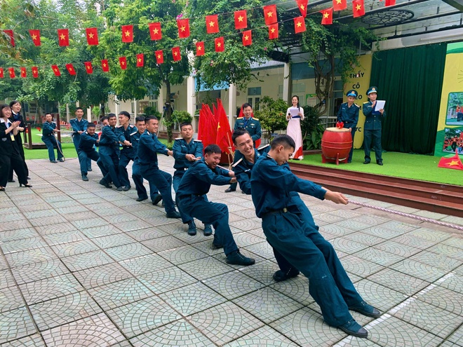 TRƯỜNG MẦM NON LĨNH NAM TỔ CHỨC ĐẠI HỘI THỂ DỤC THỂ THAO “BÉ KHỎE – BÉ NGOAN” CHÀO MỪNG NGÀY THÀNH LẬP QUÂN ĐỘI NHÂN DÂN VIỆT NAM
- Ảnh 3.