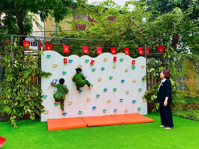 TRƯỜNG MẦM NON LĨNH NAM TỔ CHỨC ĐẠI HỘI THỂ DỤC THỂ THAO “BÉ KHỎE – BÉ NGOAN” CHÀO MỪNG NGÀY THÀNH LẬP QUÂN ĐỘI NHÂN DÂN VIỆT NAM
- Ảnh 4.