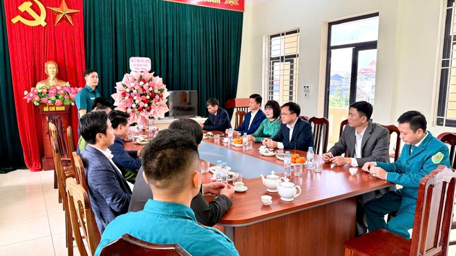 Xã Hồng Vân: Tổ chức nhiều hoạt động nhân dịp kỷ niệm 81 năm ngày thành lập Quân đội Nhân dân Việt Nam 22/12/2025- Ảnh 1. Xã Hồng Vân: Tổ chức nhiều hoạt động nhân dịp kỷ niệm 81 năm ngày thành lập Quân đội Nhân dân Việt Nam 22/12/2025- Ảnh 1.