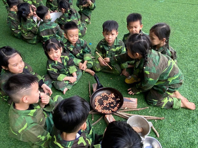 Xã Hồng Vân: Tổ chức nhiều hoạt động nhân dịp kỷ niệm 81 năm ngày thành lập Quân đội Nhân dân Việt Nam 22/12/2025- Ảnh 16.