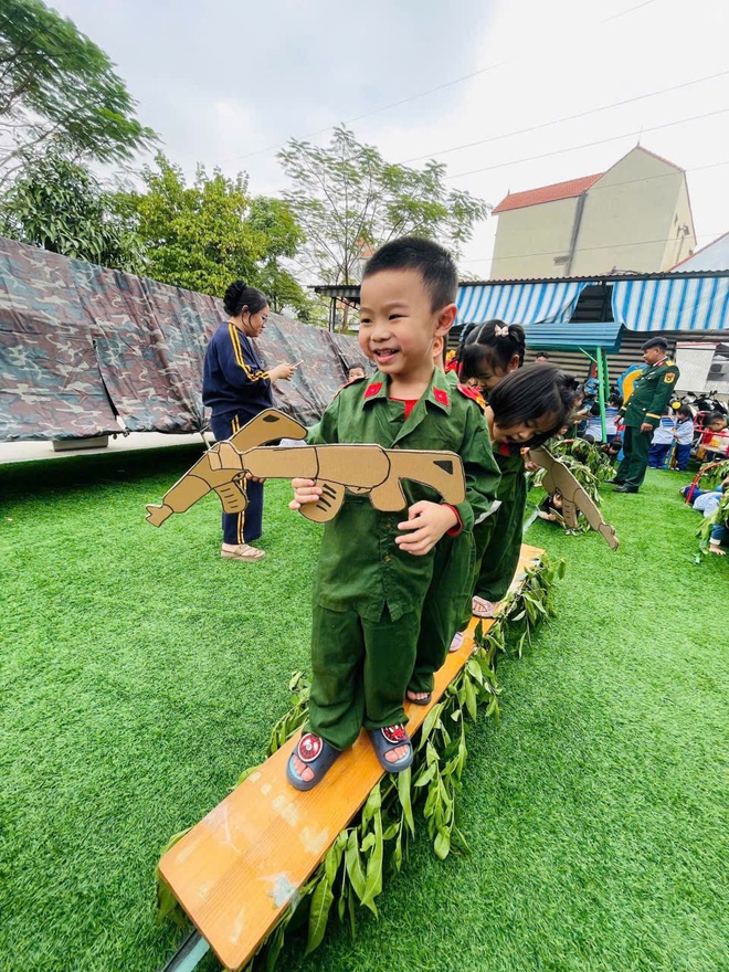Xã Hồng Vân: Tổ chức nhiều hoạt động nhân dịp kỷ niệm 81 năm ngày thành lập Quân đội Nhân dân Việt Nam 22/12/2025- Ảnh 17.