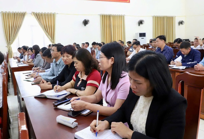 Hội nghị triển khai công tác chuẩn bị giải phóng mặt bằng xây dựng khu đô thị thể thao Olympic (phân khu C) trên địa bàn xã Hồng Vân - Ảnh 3.