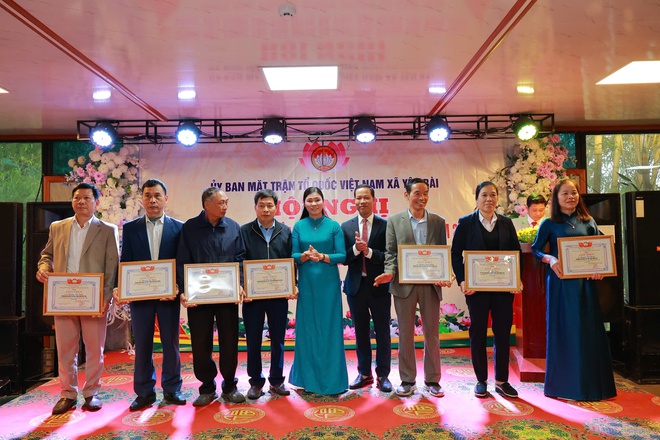 UB MTTQ xã Yên Bài tổng kết công tác mặt trận và các tổ chức chính trị xã hội năm 2025.- Ảnh 13.