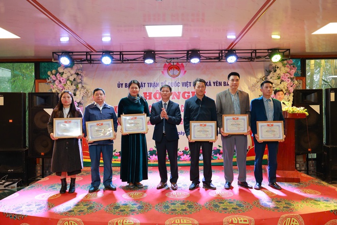 UB MTTQ xã Yên Bài tổng kết công tác mặt trận và các tổ chức chính trị xã hội năm 2025.- Ảnh 9.