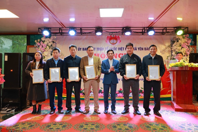 UB MTTQ xã Yên Bài tổng kết công tác mặt trận và các tổ chức chính trị xã hội năm 2025.- Ảnh 29.