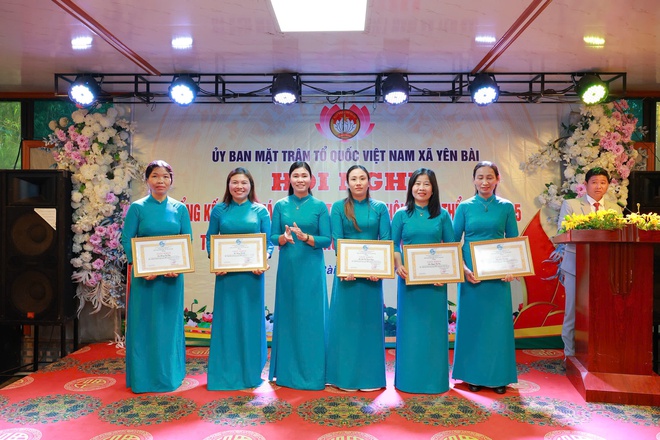 UB MTTQ xã Yên Bài tổng kết công tác mặt trận và các tổ chức chính trị xã hội năm 2025.- Ảnh 37.