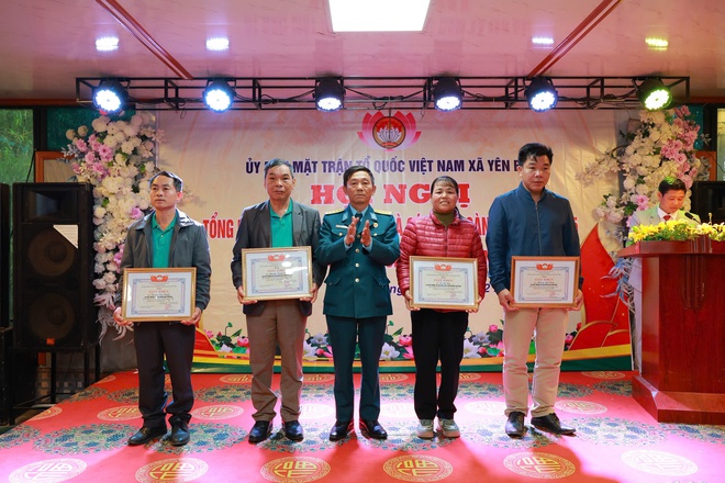 UB MTTQ xã Yên Bài tổng kết công tác mặt trận và các tổ chức chính trị xã hội năm 2025.- Ảnh 46.