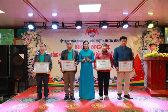 UB MTTQ xã Yên Bài tổng kết công tác mặt trận và các tổ chức chính trị xã hội năm 2025.- Ảnh 47.