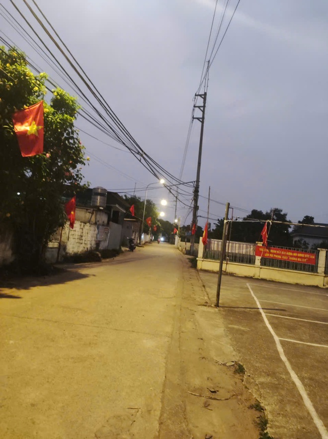 RA QUÂN TỔNG VỆ SINH – CHUNG TAY XÂY DỰNG QUÊ HƯƠNG  YÊN BÀI THÀNH VÙNG QUÊ ĐÁNG SỐNG - Ảnh 10.