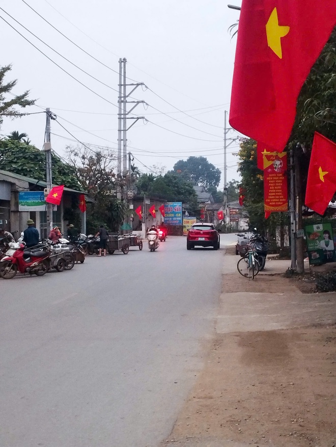 RA QUÂN TỔNG VỆ SINH – CHUNG TAY XÂY DỰNG QUÊ HƯƠNG  YÊN BÀI THÀNH VÙNG QUÊ ĐÁNG SỐNG - Ảnh 11.