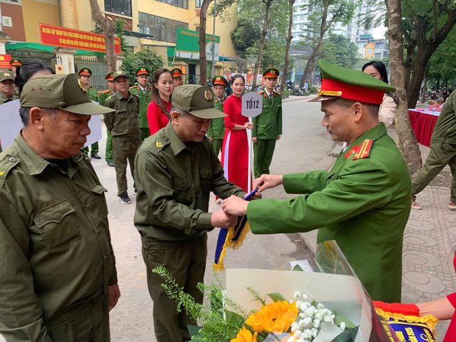 Khương Đình: Hội thi chữa cháy, cứu người, cứu tài sản năm 2025 thành công tốt đẹp- Ảnh 9.