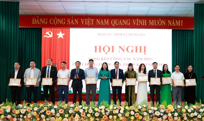 XÃ TRUNG GIÃ PHÁT ĐỘNG PHONG TRÀO THI ĐUA NĂM 2026- Ảnh 3.