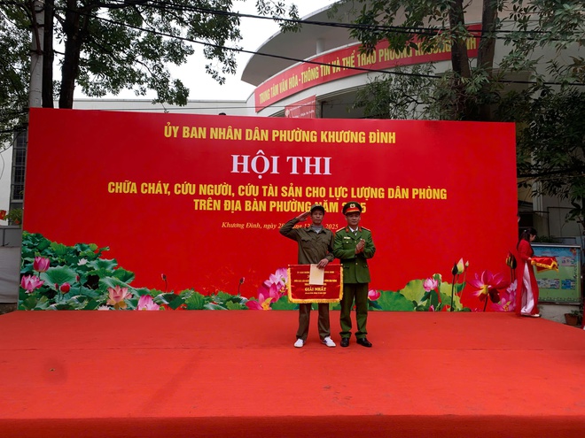 Khương Đình: Hội thi chữa cháy, cứu người, cứu tài sản năm 2025 thành công tốt đẹp- Ảnh 28.