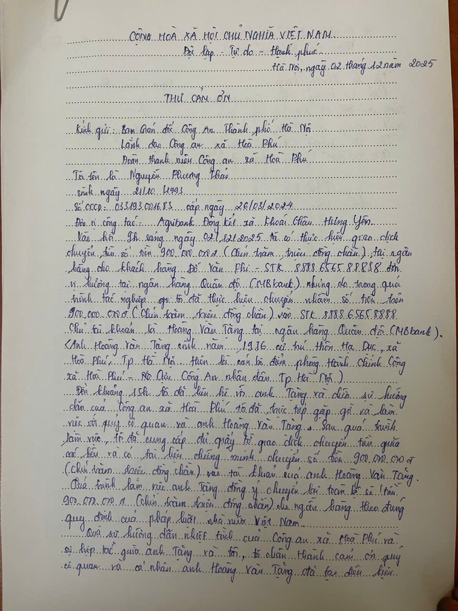 Đồng chí Hoàng Văn Tặng trao trả 900 triệu đồng do chuyển nhầm - Một nghĩa cử cao đẹp  - Ảnh 3.