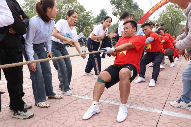 Sôi nổi giải kéo co xã Hồng Vân chào xuân Bính Ngọ 2026- Ảnh 2.