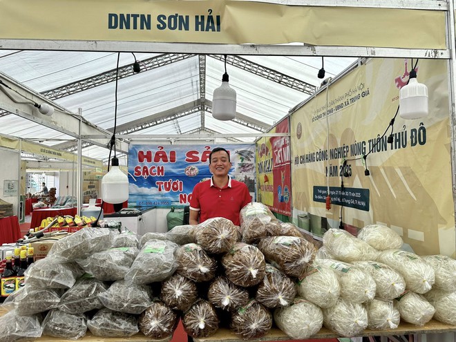 HỘI CHỢ HÀNG CÔNG NGHIỆP NÔNG THÔN THỦ ĐÔ 2025 – ĐIỂM HẸN MUA SẮM MONG CHỜ NHẤT CUỐI NĂM!- Ảnh 8.