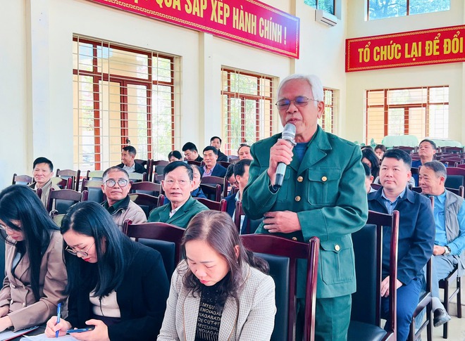 HỘI NGHỊ ĐỐI THOẠI GIỮA NGƯỜI ĐỨNG ĐẦU CẤP ỦY, CHÍNH QUYỀN XÃ TRUNG GIÃ VỚI MTTQ VÀ NHÂN DÂN NĂM 2025- Ảnh 5.