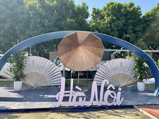 HỘI CHỢ HÀNG CÔNG NGHIỆP NÔNG THÔN THỦ ĐÔ 2025 – ĐIỂM HẸN MUA SẮM MONG CHỜ NHẤT CUỐI NĂM!- Ảnh 2.