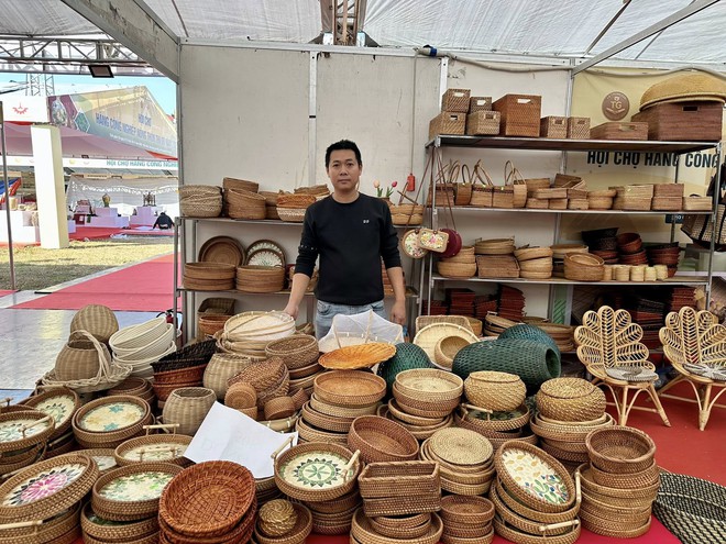 HỘI CHỢ HÀNG CÔNG NGHIỆP NÔNG THÔN THỦ ĐÔ 2025 – ĐIỂM HẸN MUA SẮM MONG CHỜ NHẤT CUỐI NĂM!- Ảnh 3.