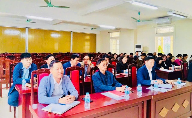 UB MTTQ xã Yên Bài tổ chức hội nghị góp ý, phản biện xã hội đối với báo cáo phát triển kinh tế - quốc phòng, an ninh năm 2025 và phương hướng nhiệm vụ năm 2026- Ảnh 2.