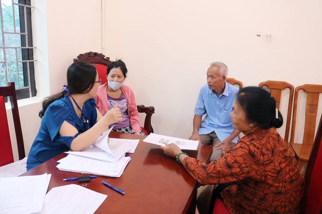 Xã Hòa Phú: Hướng dẫn, tiếp nhận hồ sơ trợ cấp hưu trí xã hội theo Nghị định 176 của  Chính Phủ.- Ảnh 7.