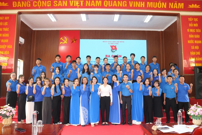 Lễ trao quyết định của Thành đoàn Hà Nội về công tác cán bộ tại xã Hòa Phú- Ảnh 6.