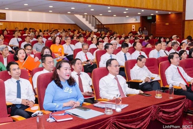 Xây dựng phường Việt Hưng văn minh, hiện đại, nghĩa tình- Ảnh 2.