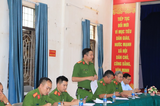 Ban thường vụ Đảng ủy Phú Nghĩa làm việc với Ban Chỉ huy, cán bộ, chiến sỹ Công an xã
- Ảnh 3.