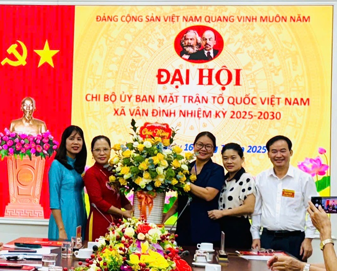 ĐẠI HỘI CHI BỘ KHỐI CƠ QUAN: ĐỔI MỚI TƯ DUY, HÀNH ĐỘNG HIỆU QUẢ- Ảnh 4.