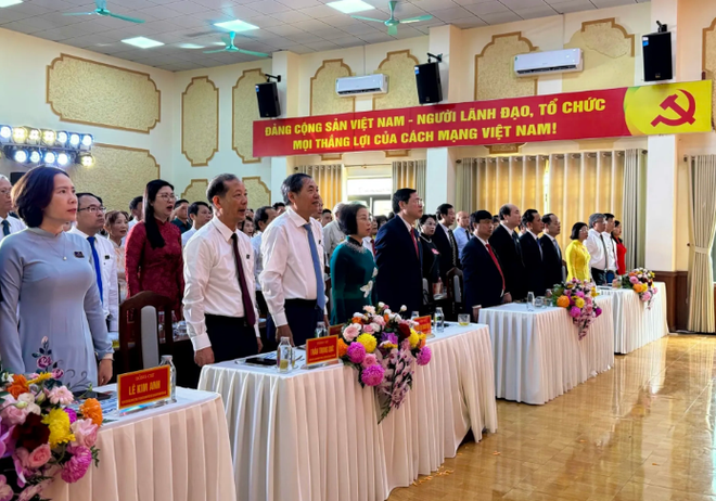 Đại hội đại biểu Đảng bộ xã Ngọc Hồi lần thứ I, nhiệm kỳ 2025 - 2030: Phát huy vai trò lãnh đạo của Đảng, lấy người dân làm trung tâm- Ảnh 1.