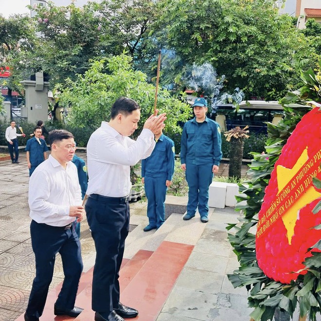 Dâng hương kỷ niệm 78 năm Ngày Thương binh - Liệt sĩ - Ảnh 2.