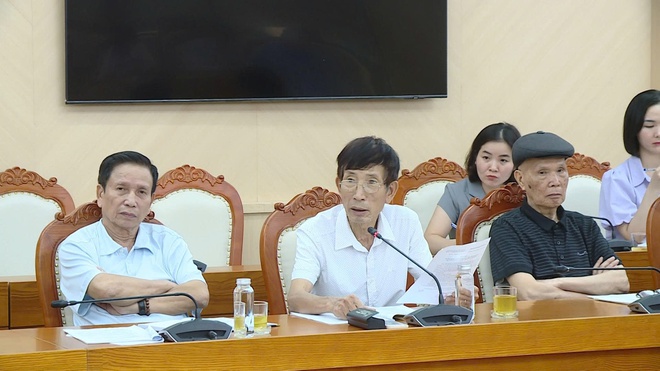 Đảng uỷ phường Hà Đông tổ chức lấy ý kiến góp ý vào văn kiện Đại hội đại biểu Đảng bộ phường lần thứ I, nhiệm kỳ 2025-2030- Ảnh 3.
