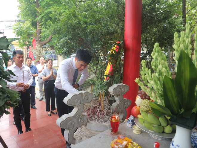 Khương Đình: Trang nghiêm lễ dâng hương tưởng niệm các anh hùng liệt sĩ- Ảnh 6.