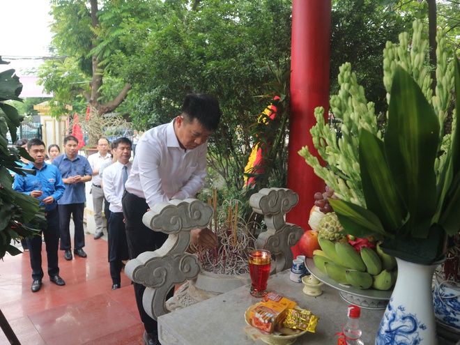 Khương Đình: Trang nghiêm lễ dâng hương tưởng niệm các anh hùng liệt sĩ- Ảnh 7.