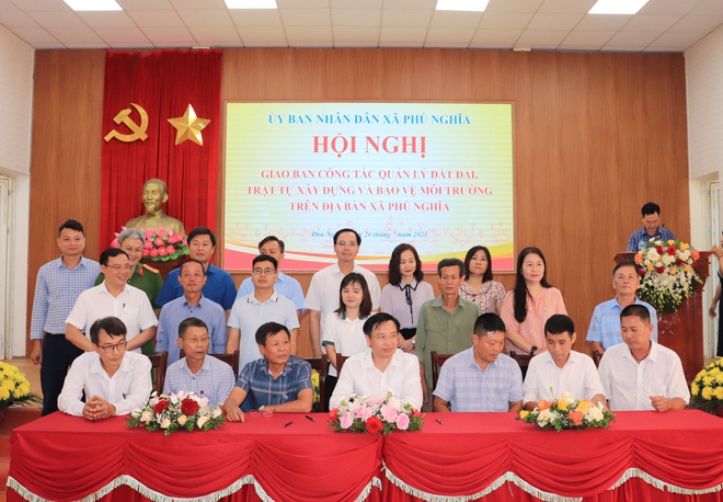 UBND xã Phú Nghĩa tổ chức Hội nghị giao ban công tác quản lý đất đai, trật tự xây dựng và bảo vệ môi trường- Ảnh 5.