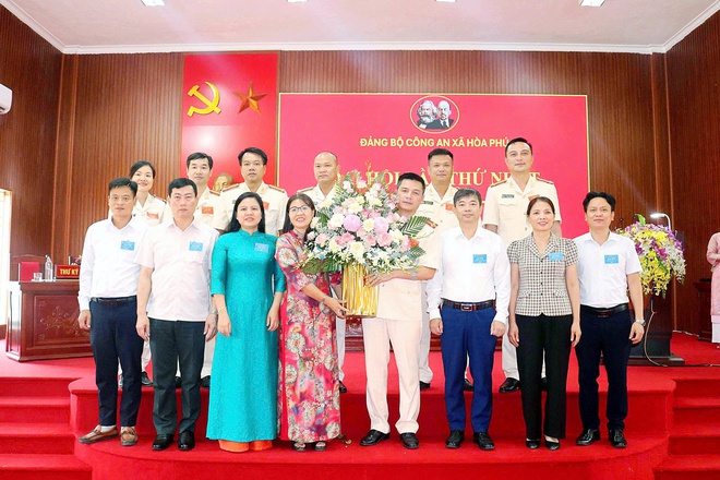 Đảng bộ Công an xã Hòa Phú tổ chức Đại hội lần thứ I, nhiệm kỳ 2025 -2030.- Ảnh 2.