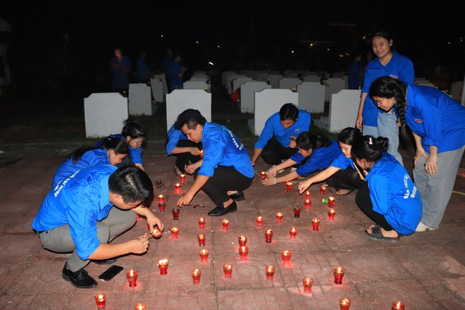 Xã Phú Nghĩa tổ chức Lễ thắp nến tri ân các Anh hùng liệt sỹ nhân dịp kỷ niệm 78 năm Ngày Thương binh – Liệt sỹ (27/7/1947-27/7/2025)- Ảnh 23.