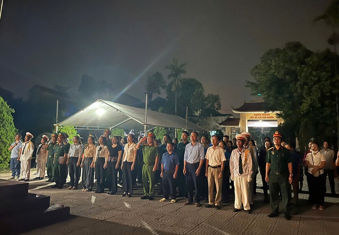 Xã Phú Nghĩa tổ chức Lễ thắp nến tri ân các Anh hùng liệt sỹ nhân dịp kỷ niệm 78 năm Ngày Thương binh – Liệt sỹ (27/7/1947-27/7/2025)- Ảnh 14. Xã Phú Nghĩa tổ chức Lễ thắp nến tri ân các Anh hùng liệt sỹ nhân dịp kỷ niệm 78 năm Ngày Thương binh – Liệt sỹ (27/7/1947-27/7/2025)- Ảnh 14.