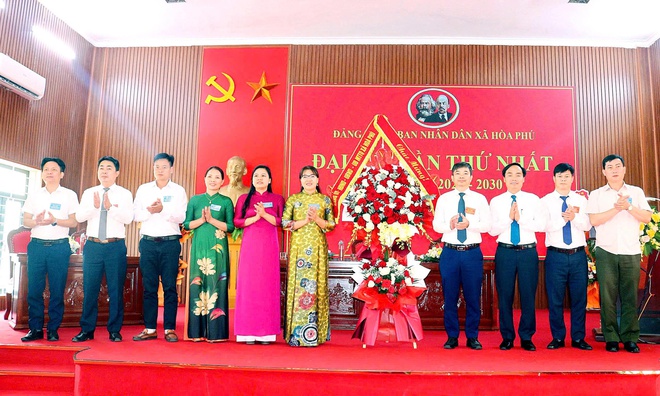 Đảng bộ UBND xã Hòa Phú tổ chức thành công Đại hội lần thứ I, nhiệm kỳ 2025 - 2030- Ảnh 7.