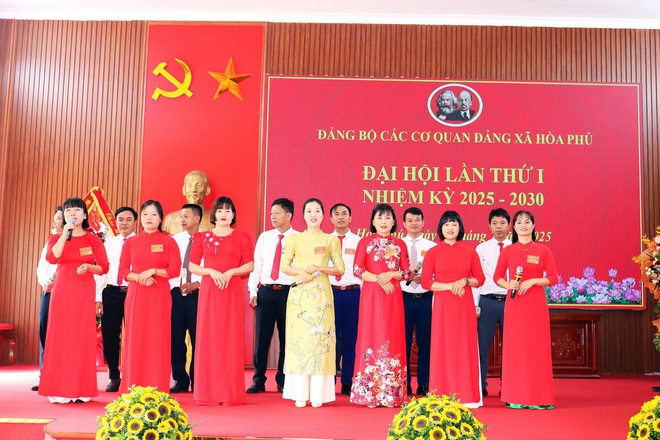 Đảng bộ các cơ quan Đảng xã Hòa Phú tổ chức thành công Đại hội lần thứ I, nhiệm kỳ 2025 – 2030- Ảnh 10.