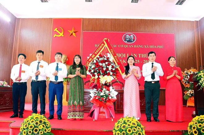 Đảng bộ các cơ quan Đảng xã Hòa Phú tổ chức thành công Đại hội lần thứ I, nhiệm kỳ 2025 – 2030- Ảnh 4.