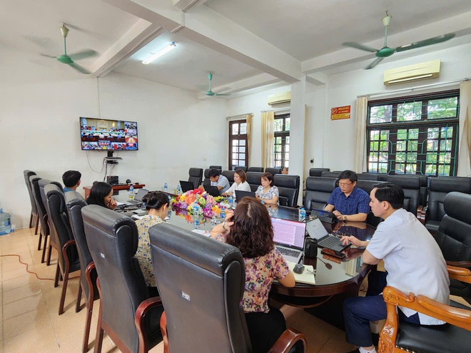 Đảng ủy xã Phú Nghĩa dự Hội nghị sơ kết triển khai thí điểm 4 thủ tục hành chính của Đảng tại Thành phố Hà Nội- Ảnh 3. Đảng ủy xã Phú Nghĩa dự Hội nghị sơ kết triển khai thí điểm 4 thủ tục hành chính của Đảng tại Thành phố Hà Nội- Ảnh 3.